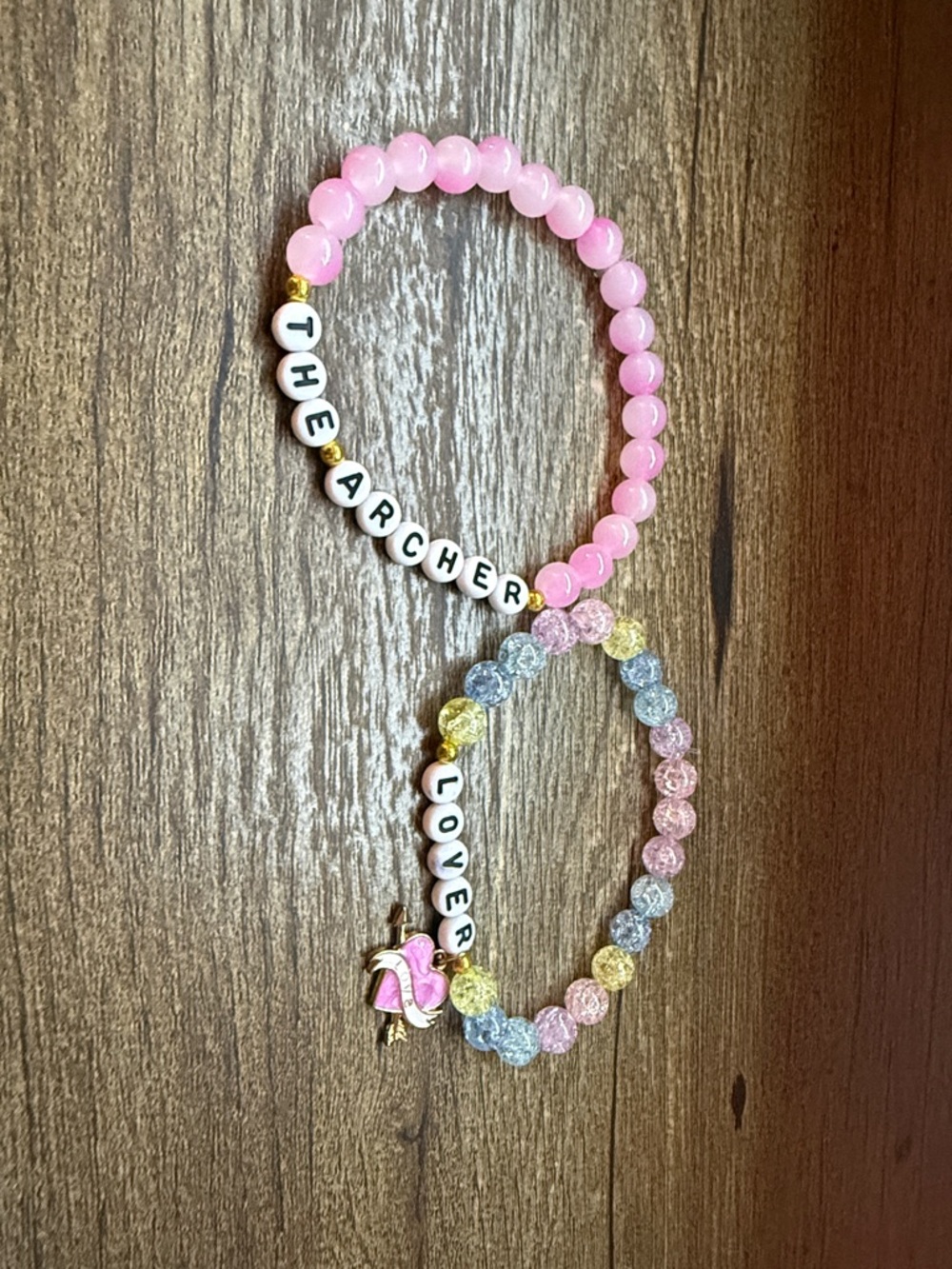 Taylor Swift friendship bracelets